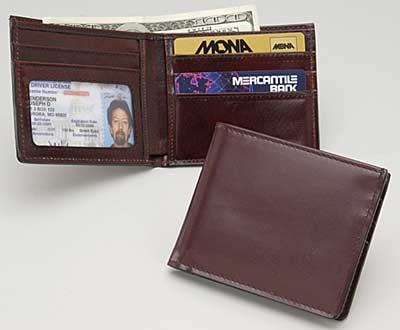 Mens-5-pocket-wallet-inside
