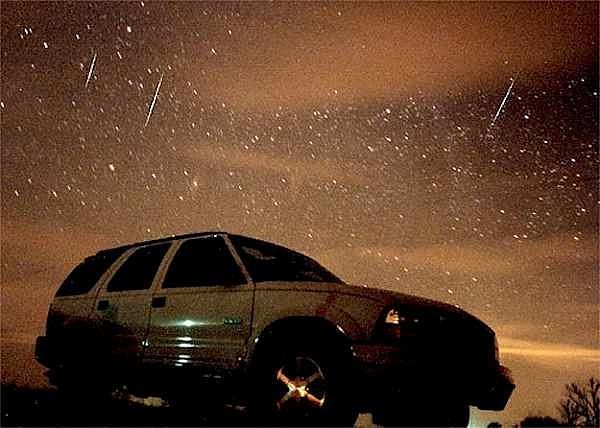 Leonids Meteor Shower, Minnesota, 2001 Leonids Meteor Shower, Minnesota, 2001
