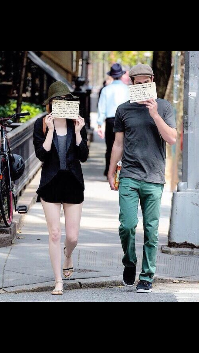 Prioritati diferite emmastone