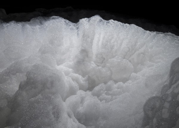 Foam-installation-by-Kohei-Nawa_dezeen_ss_4